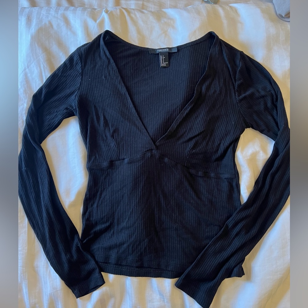 v-neck forever 21 top